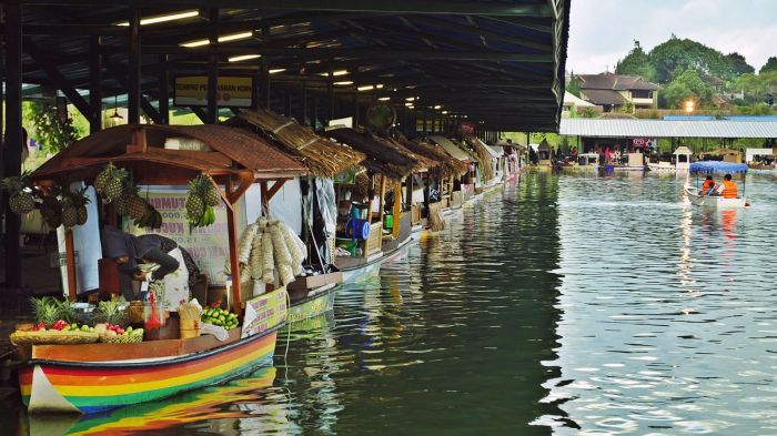 Floating market lembang