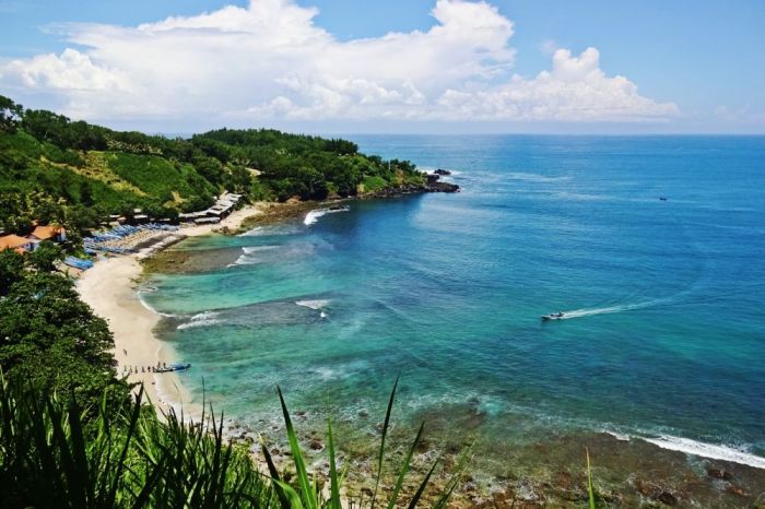 Pantai menganti