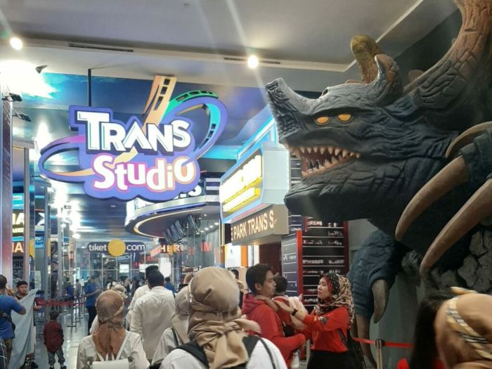 Bandung trans studio indonesia theme park biggest indoor di tempat anak coaster