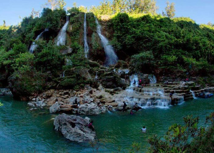 Terjun air sri gethuk jogja