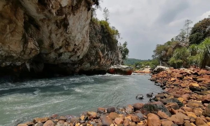 Kenit sanghyang hardianti purba citarum sungai keposiasi eksotis