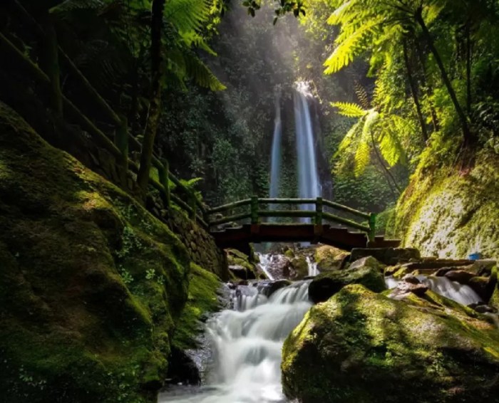 Terjun jumog karanganyar lawu gunung waterfall segoro menarik hidden grojogan jawa terkenal jumong pemandangan soloing kaki