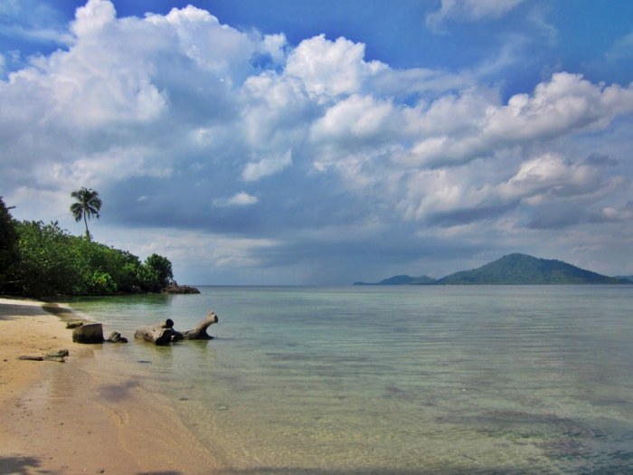 Pantai klara lampung