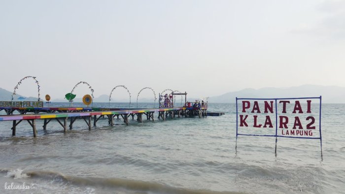 Klara pantai lampung penuh wisata