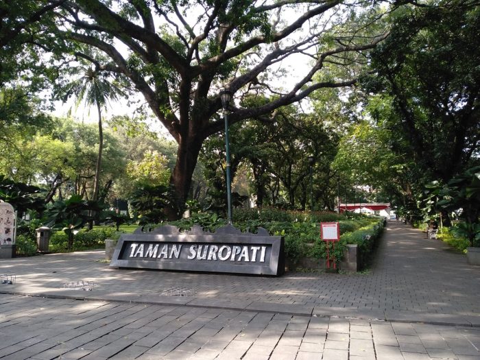 Taman suropati