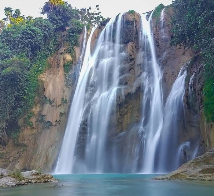 Air terjun nglirip