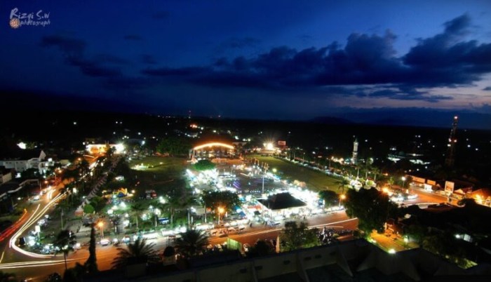 Alun alun ponorogo