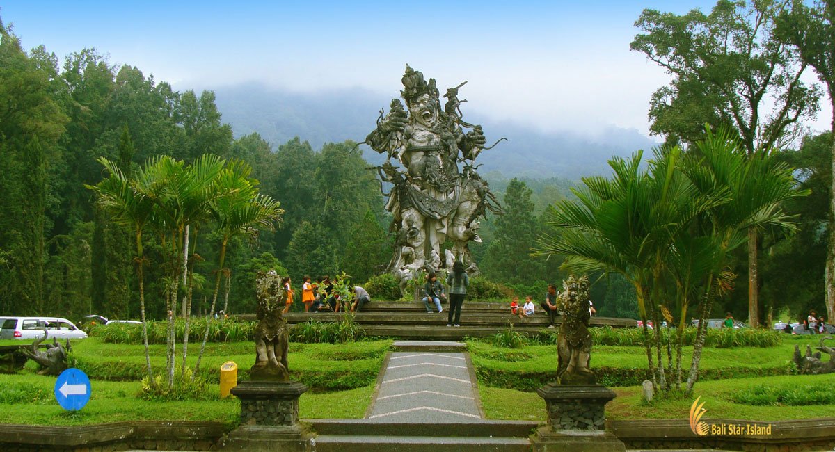 Kebun raya bedugul