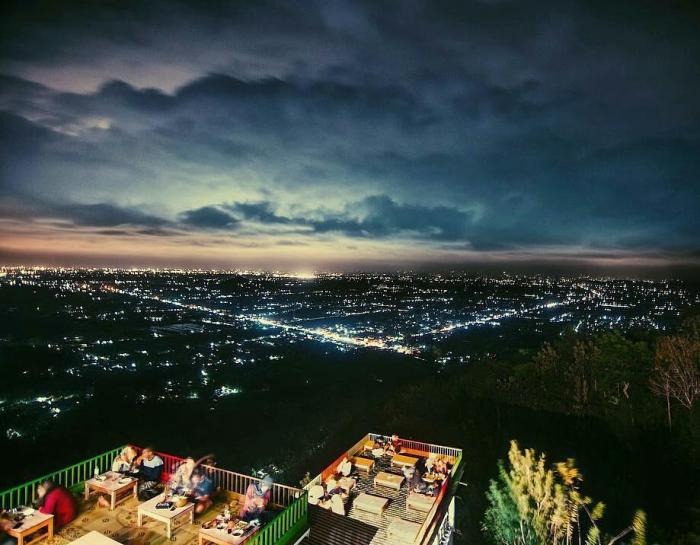 Bukit bintang jogja