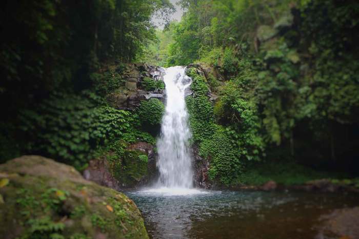 Gitgit waterfall