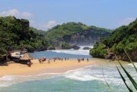 Pantai watu kodok