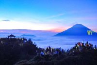 Bukit sikunir dieng